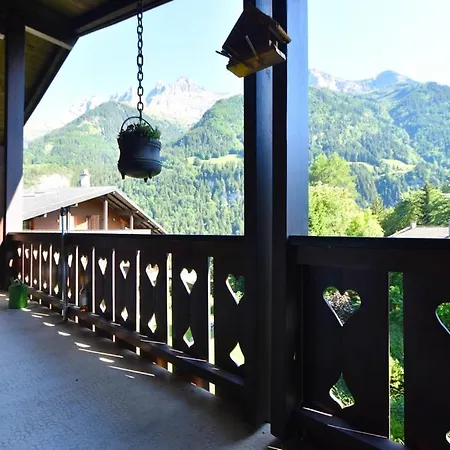 Champbois 33 * 샘페리