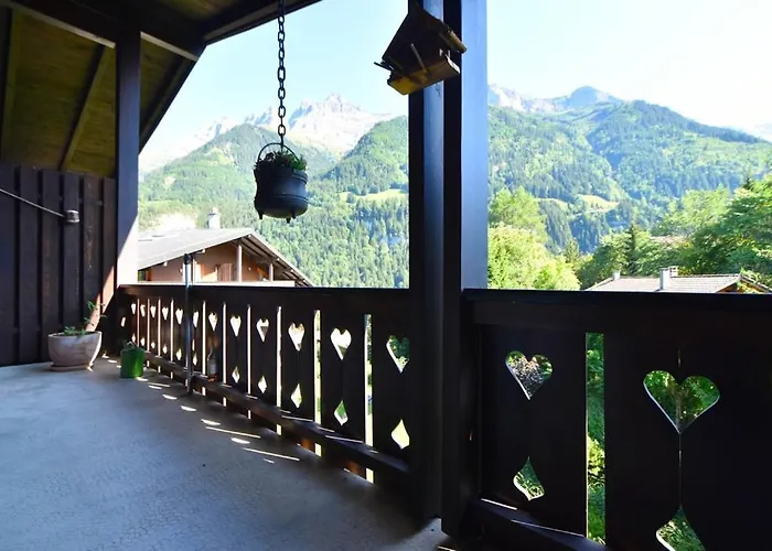 Champbois 33 * シャンペリー